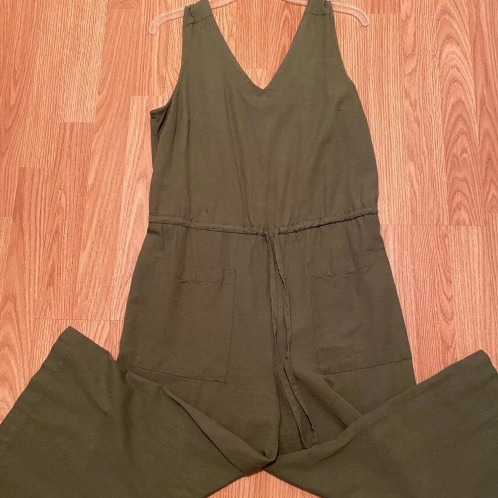 Jumpsuit - Picture 1 of 2
